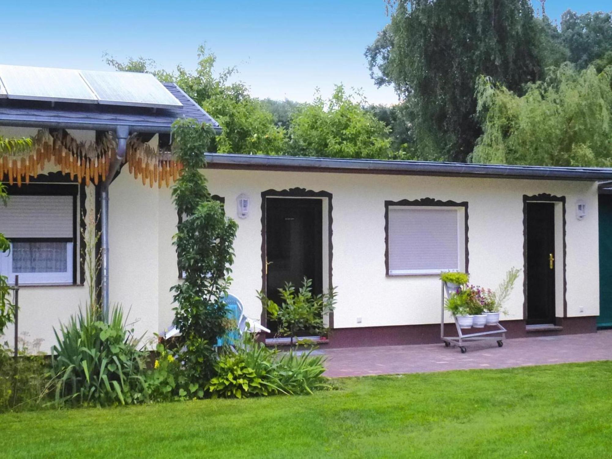 Bungalow In L Bben With A Terrace Lübben Eksteriør billede